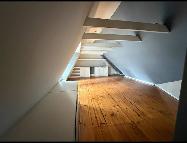 232M² BUILDING TO LET IN CAPE TOWN CITY CENTRE